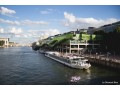 Détails : Réservez une table sur nos bateaux pour une croisière sur la Seine